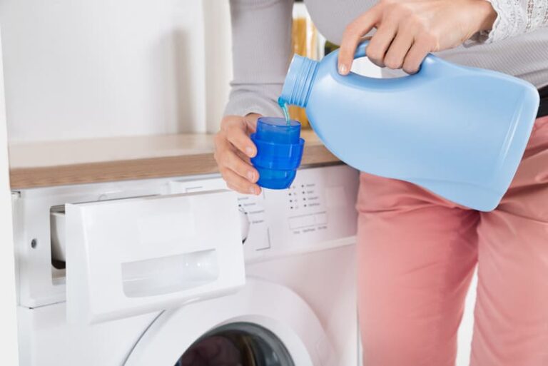 Read more about the article How to Use High-Efficiency Washers With High-Efficiency Detergent